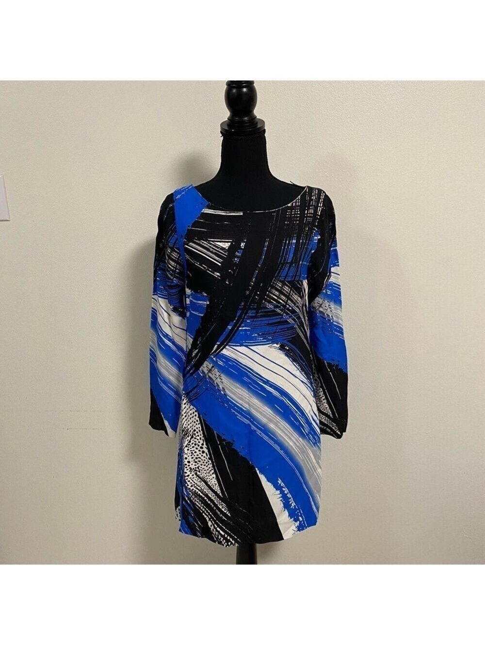 Milly Dress Women’s Size 4 Blue Black Brushstroke Shift Dress Long sleeve